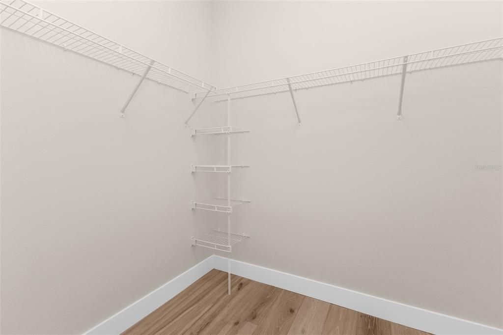 待售: $799,900 (3 贝兹, 3 浴室, 2327 平方英尺)