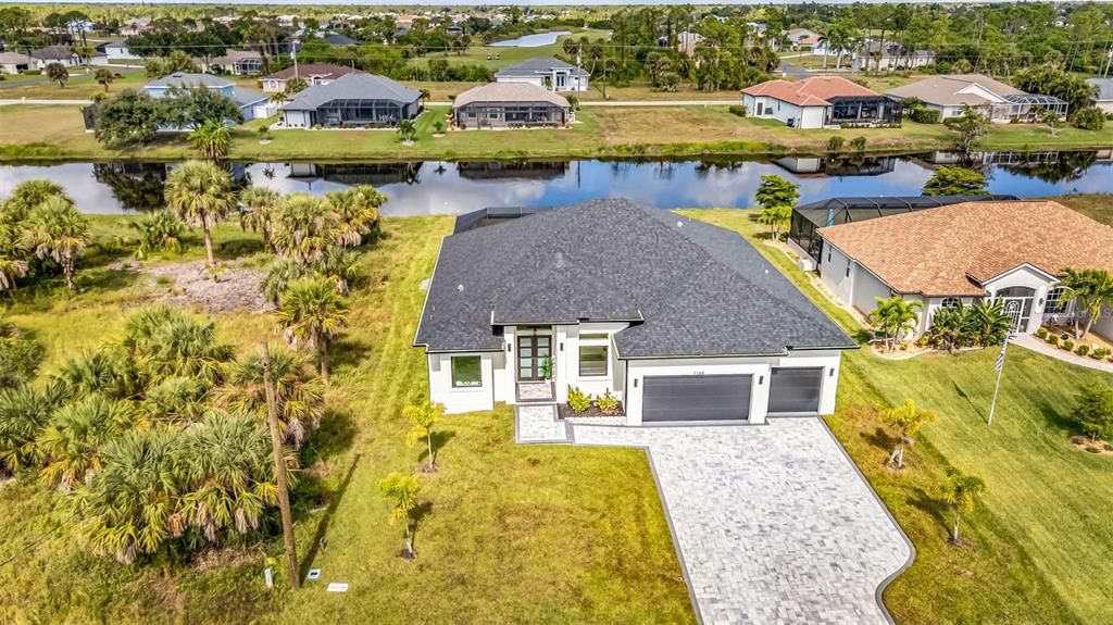 待售: $799,900 (3 贝兹, 3 浴室, 2327 平方英尺)