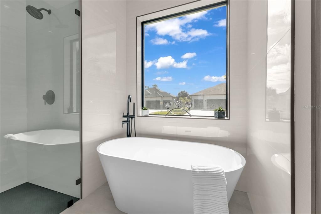 待售: $799,900 (3 贝兹, 3 浴室, 2327 平方英尺)