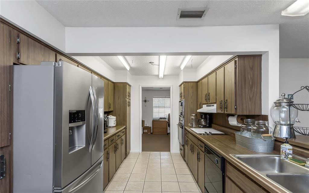 For Sale: $1,500,000 (0 beds, 0 baths, 3098 Square Feet)