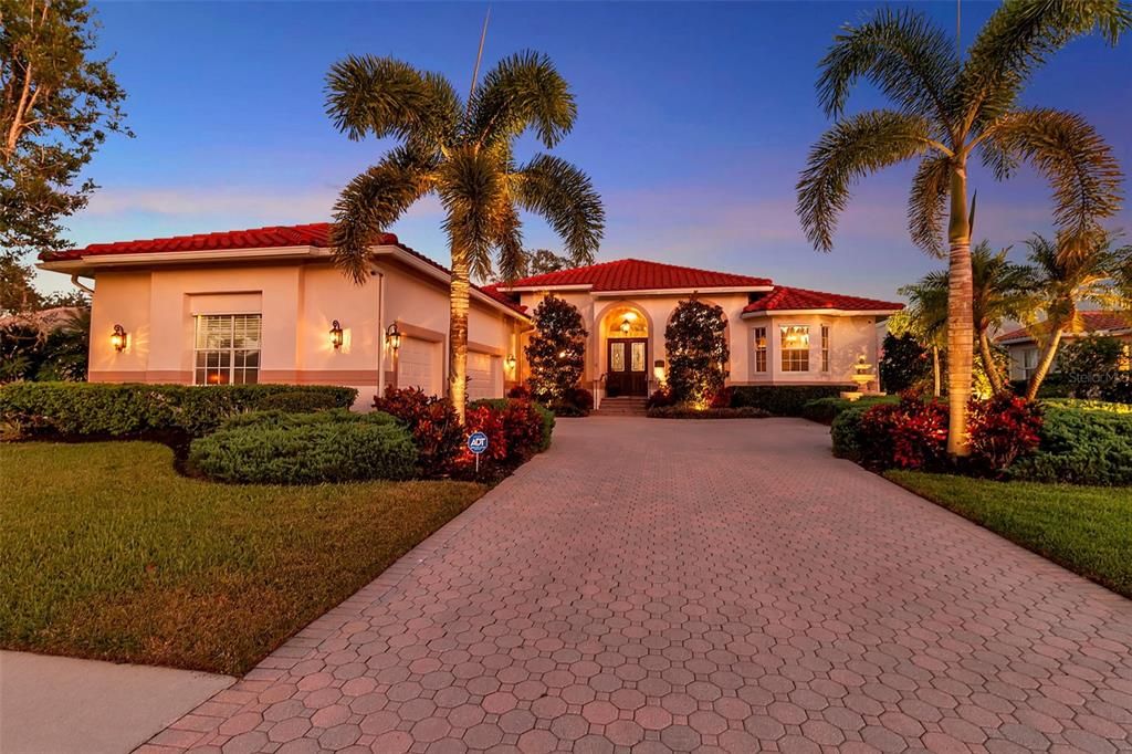 待售: $1,199,000 (3 贝兹, 3 浴室, 3104 平方英尺)