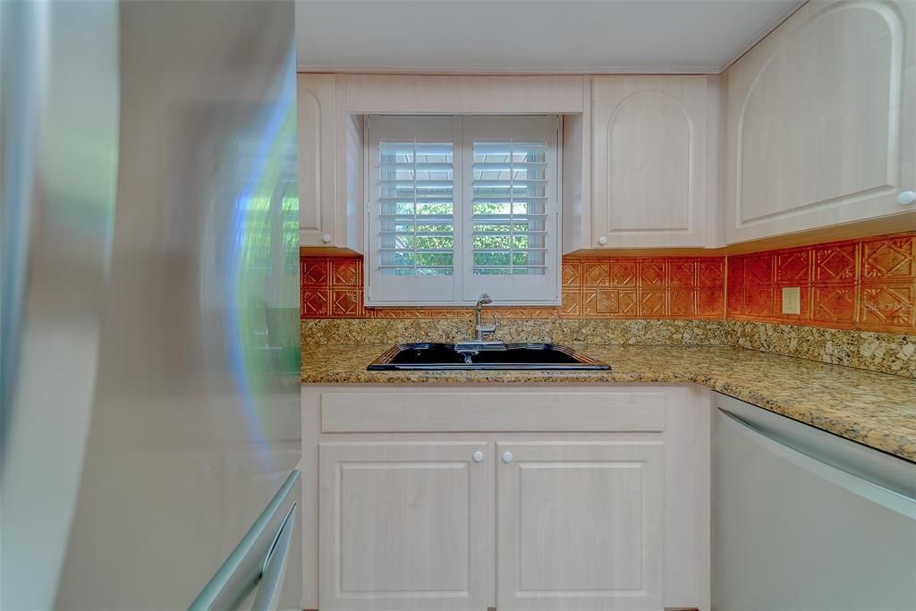 Active With Contract: $515,000 (3 beds, 2 baths, 1834 Square Feet)