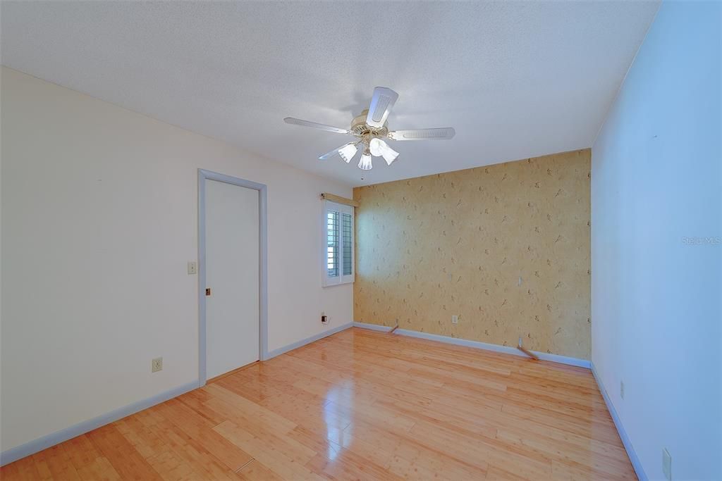 Active With Contract: $515,000 (3 beds, 2 baths, 1834 Square Feet)