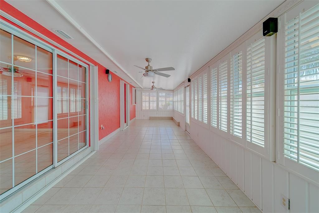 Active With Contract: $515,000 (3 beds, 2 baths, 1834 Square Feet)