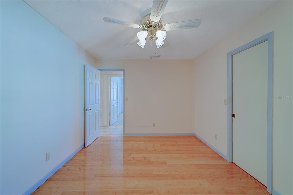 Active With Contract: $515,000 (3 beds, 2 baths, 1834 Square Feet)