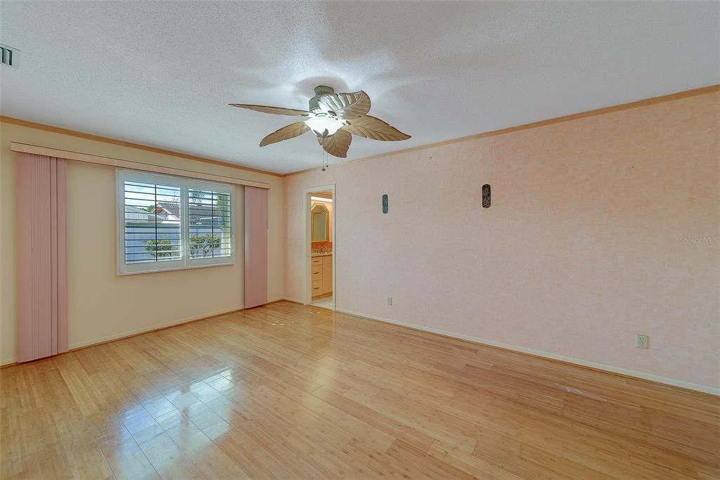 Active With Contract: $515,000 (3 beds, 2 baths, 1834 Square Feet)