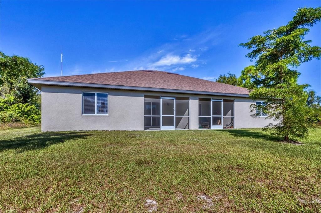 合同活跃: $445,000 (6 贝兹, 0 浴室, 2578 平方英尺)