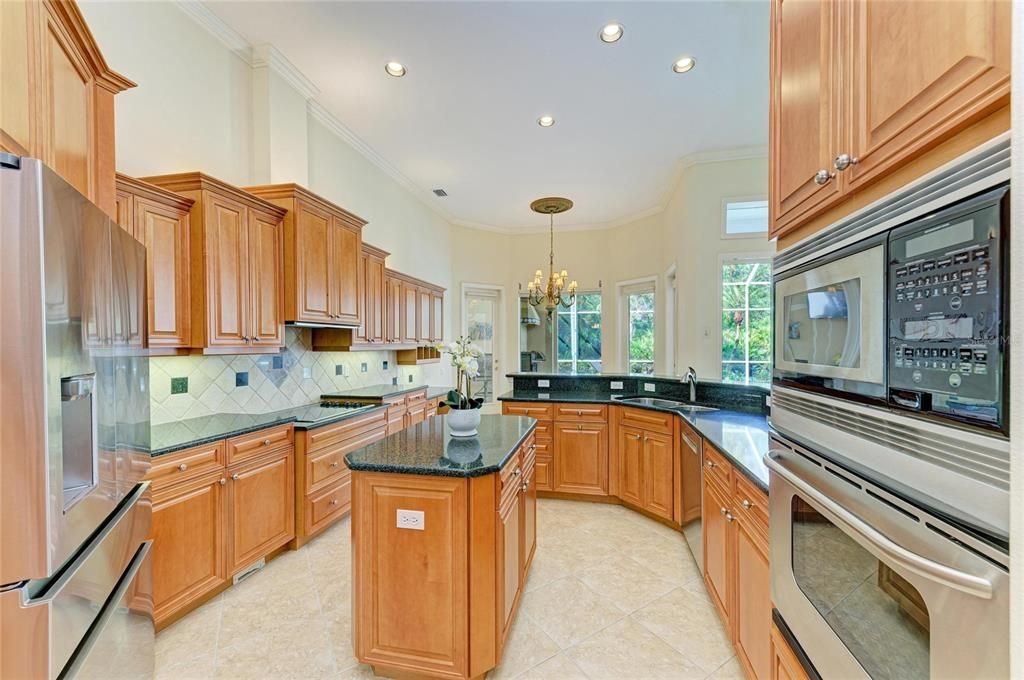 待售: $897,000 (3 贝兹, 3 浴室, 3073 平方英尺)