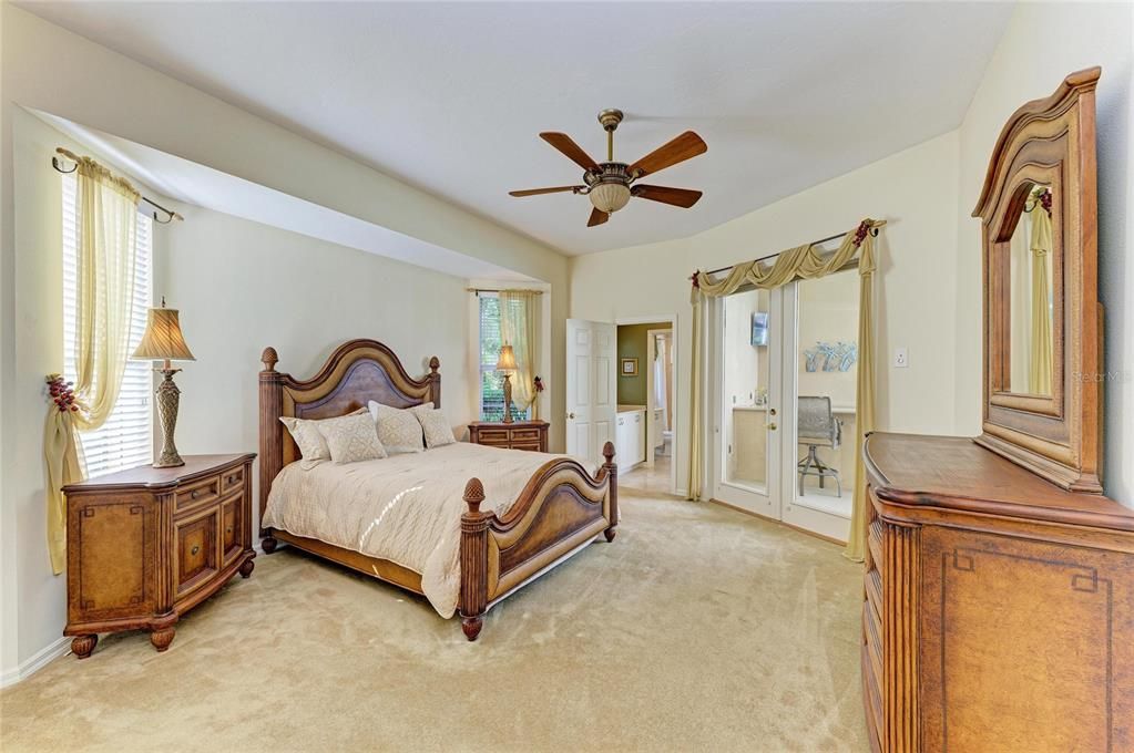 待售: $897,000 (3 贝兹, 3 浴室, 3073 平方英尺)