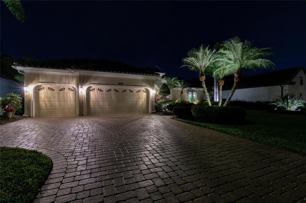 待售: $897,000 (3 贝兹, 3 浴室, 3073 平方英尺)