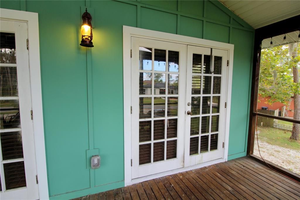 For Sale: $389,000 (1 beds, 1 baths, 750 Square Feet)