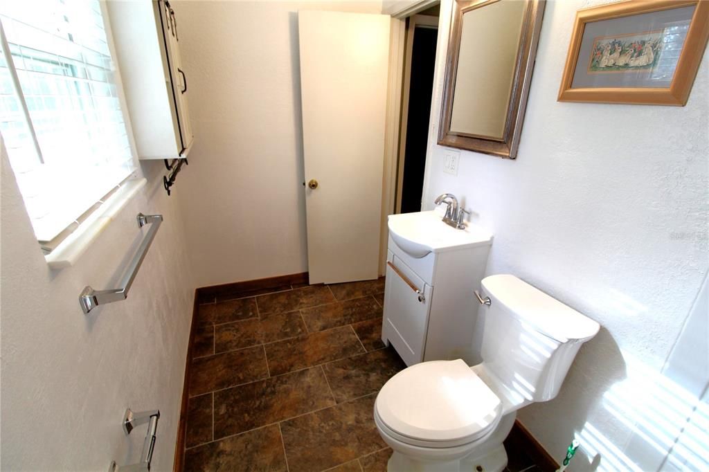 For Sale: $389,000 (1 beds, 1 baths, 750 Square Feet)