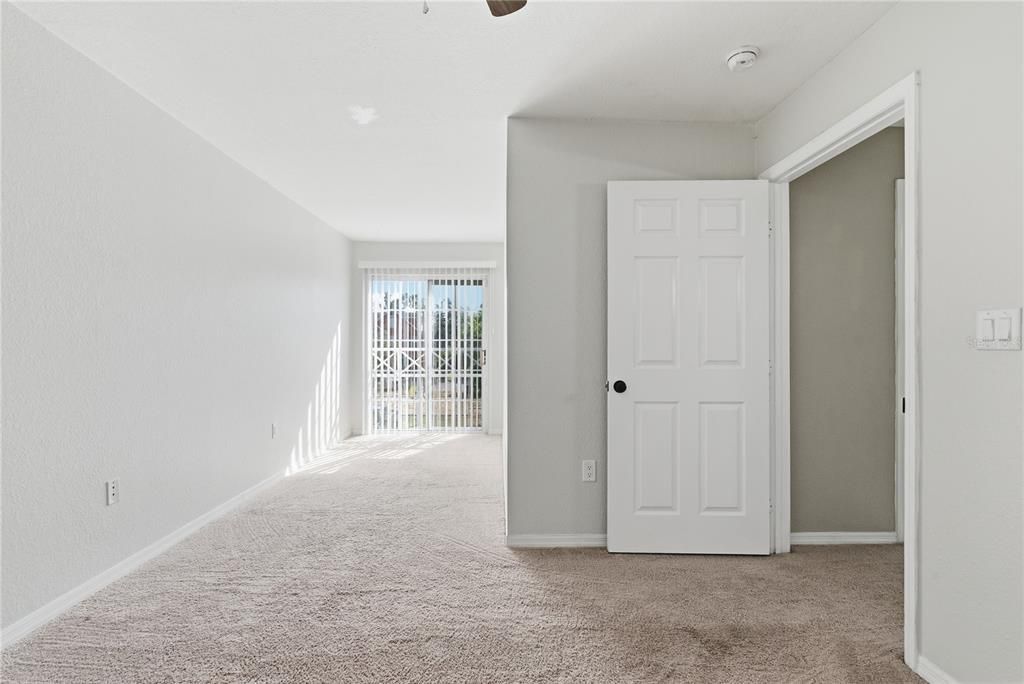 For Sale: $295,000 (3 beds, 2 baths, 1373 Square Feet)