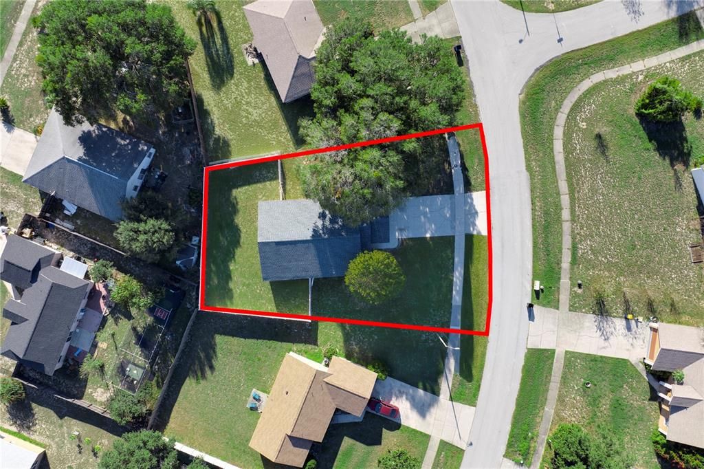 На продажу: $300,000 (4 спален, 2 ванн, 1312 Квадратных фут)