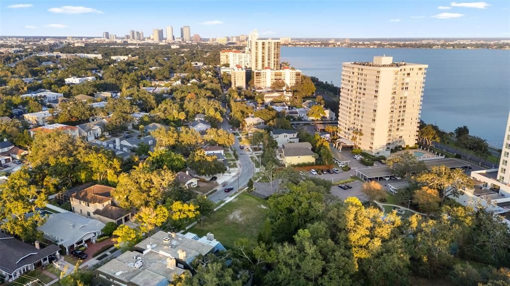 For Sale: $799,000 (0.14 acres)