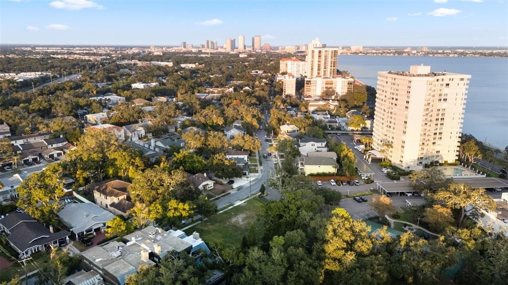 For Sale: $799,000 (0.14 acres)