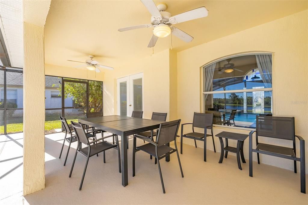 For Sale: $549,999 (5 beds, 4 baths, 2324 Square Feet)