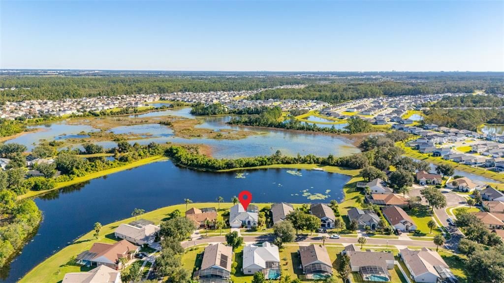 For Sale: $549,999 (5 beds, 4 baths, 2324 Square Feet)