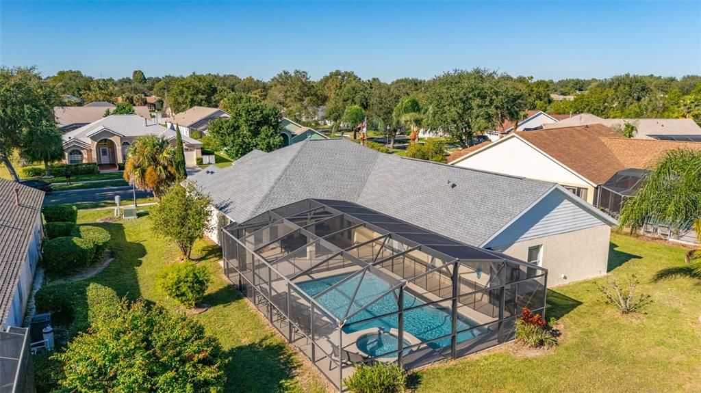 For Sale: $549,999 (5 beds, 4 baths, 2324 Square Feet)