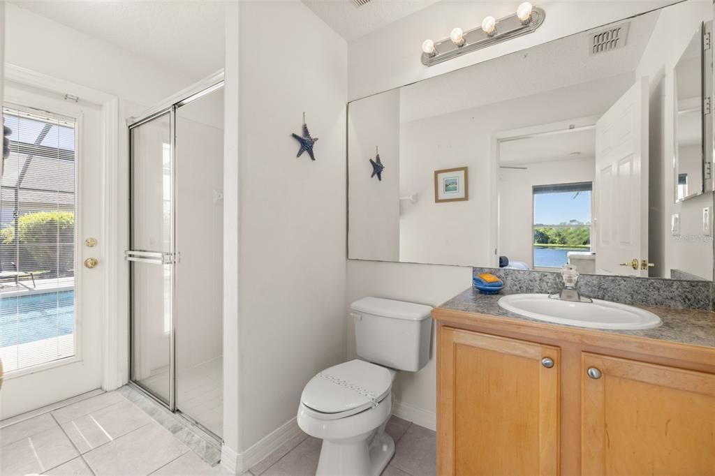 For Sale: $549,999 (5 beds, 4 baths, 2324 Square Feet)