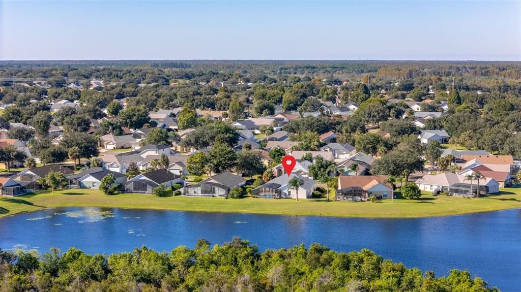 For Sale: $549,999 (5 beds, 4 baths, 2324 Square Feet)