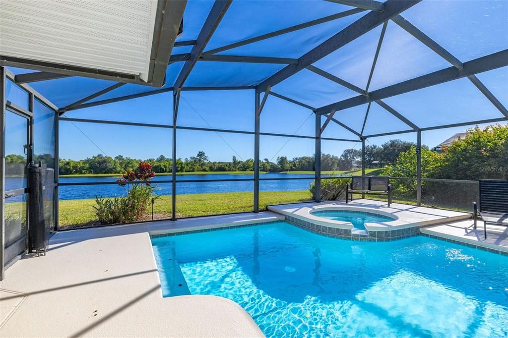 For Sale: $549,999 (5 beds, 4 baths, 2324 Square Feet)