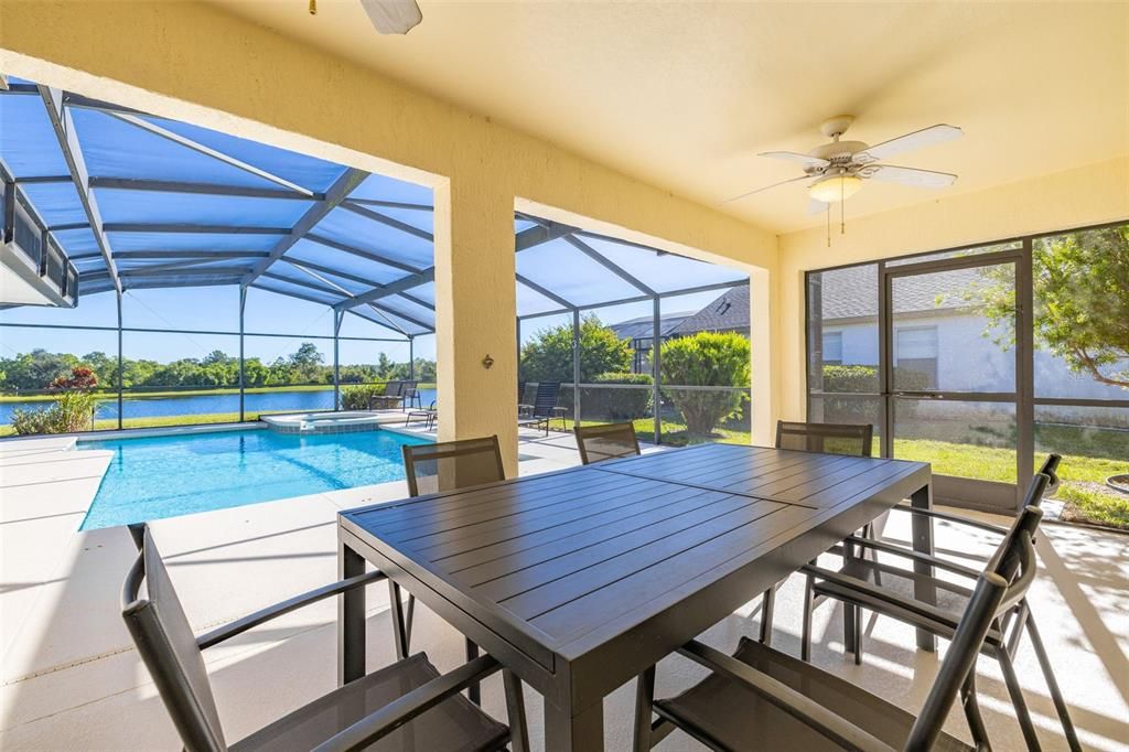 For Sale: $549,999 (5 beds, 4 baths, 2324 Square Feet)