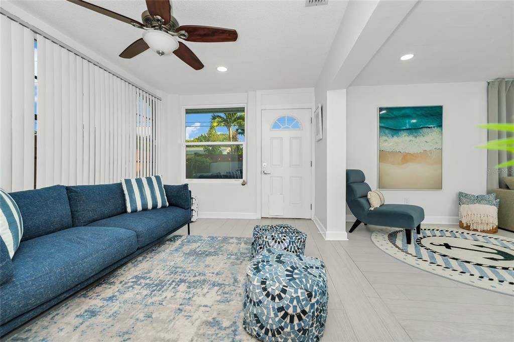 待售: $850,000 (3 贝兹, 2 浴室, 1515 平方英尺)