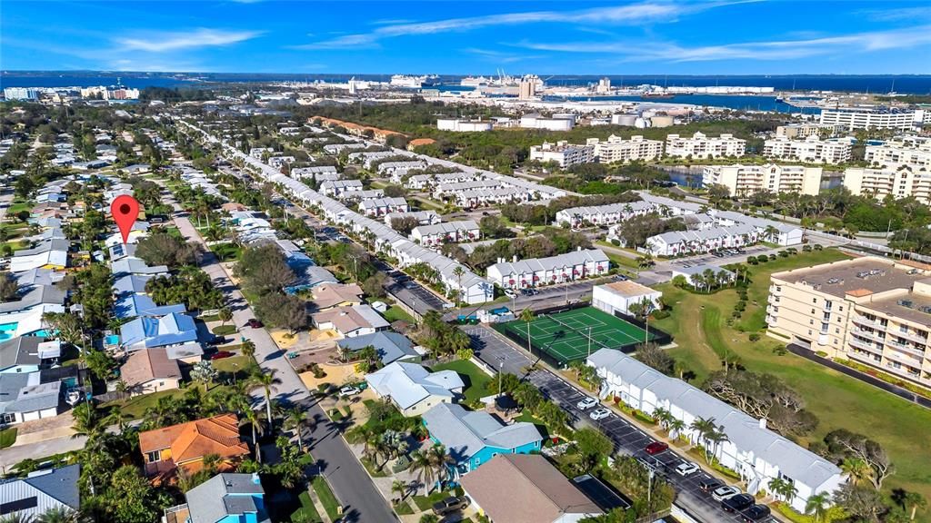 待售: $850,000 (3 贝兹, 2 浴室, 1515 平方英尺)