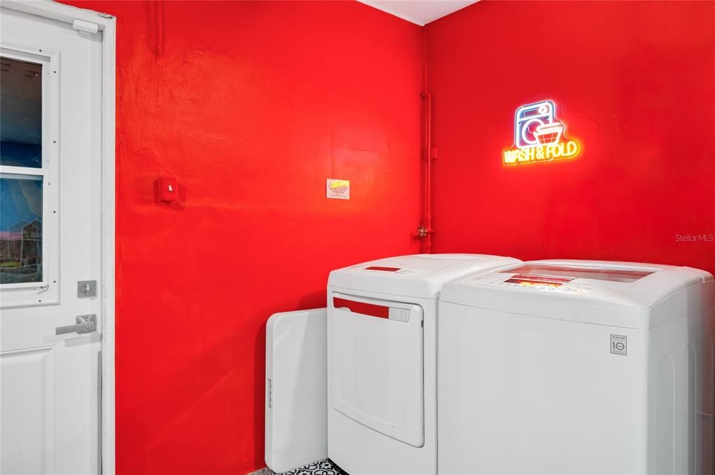 待售: $850,000 (3 贝兹, 2 浴室, 1515 平方英尺)