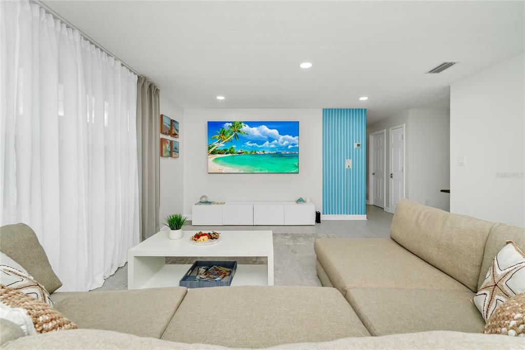 待售: $850,000 (3 贝兹, 2 浴室, 1515 平方英尺)