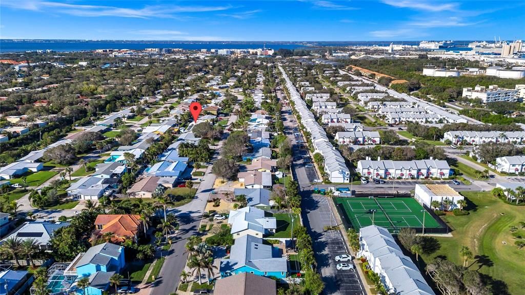 待售: $850,000 (3 贝兹, 2 浴室, 1515 平方英尺)