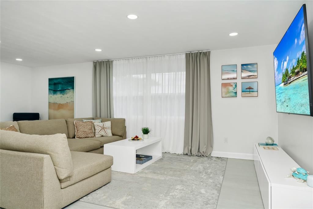 待售: $850,000 (3 贝兹, 2 浴室, 1515 平方英尺)