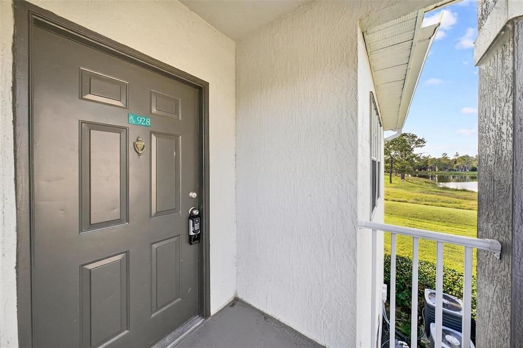 For Sale: $230,000 (2 beds, 2 baths, 1288 Square Feet)