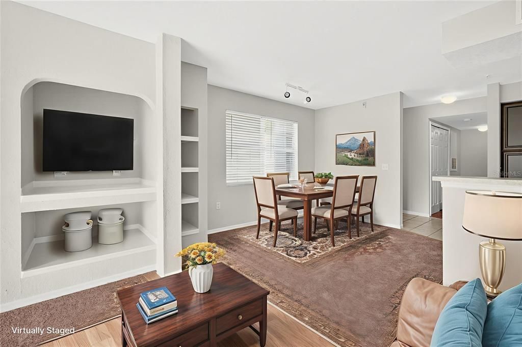 For Sale: $230,000 (2 beds, 2 baths, 1288 Square Feet)