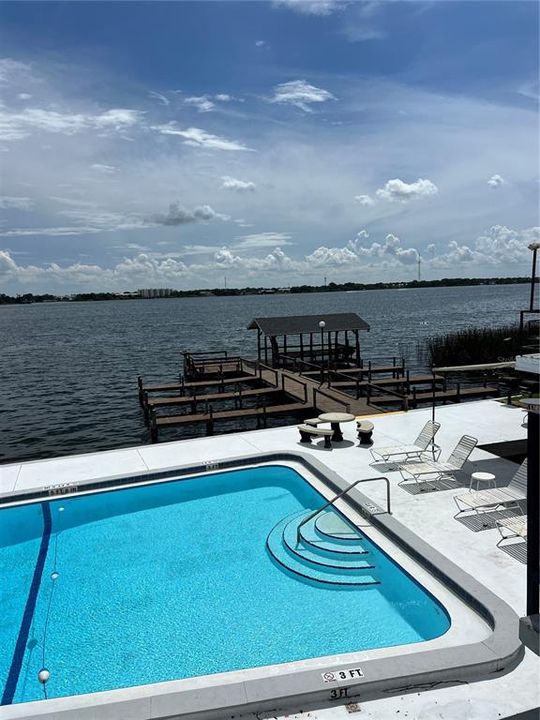 出租: $1,195 (1 贝兹, 1 浴室, 630 平方英尺)