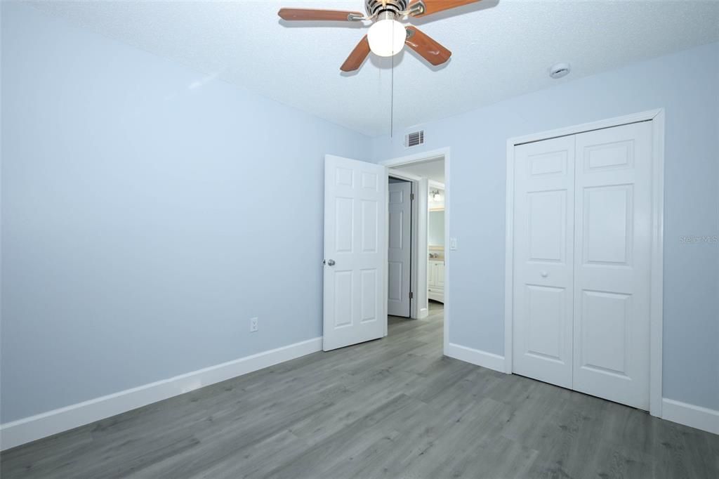 For Sale: $190,000 (3 beds, 2 baths, 1200 Square Feet)