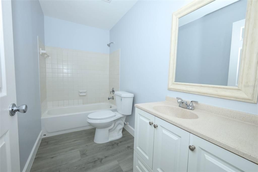 For Sale: $190,000 (3 beds, 2 baths, 1200 Square Feet)