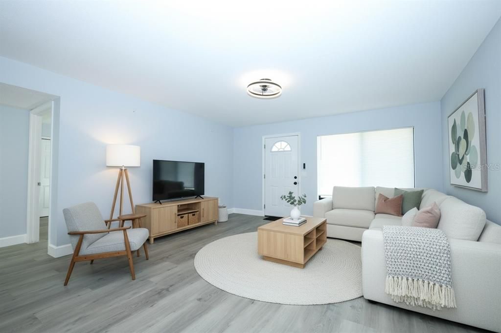 For Sale: $190,000 (3 beds, 2 baths, 1200 Square Feet)