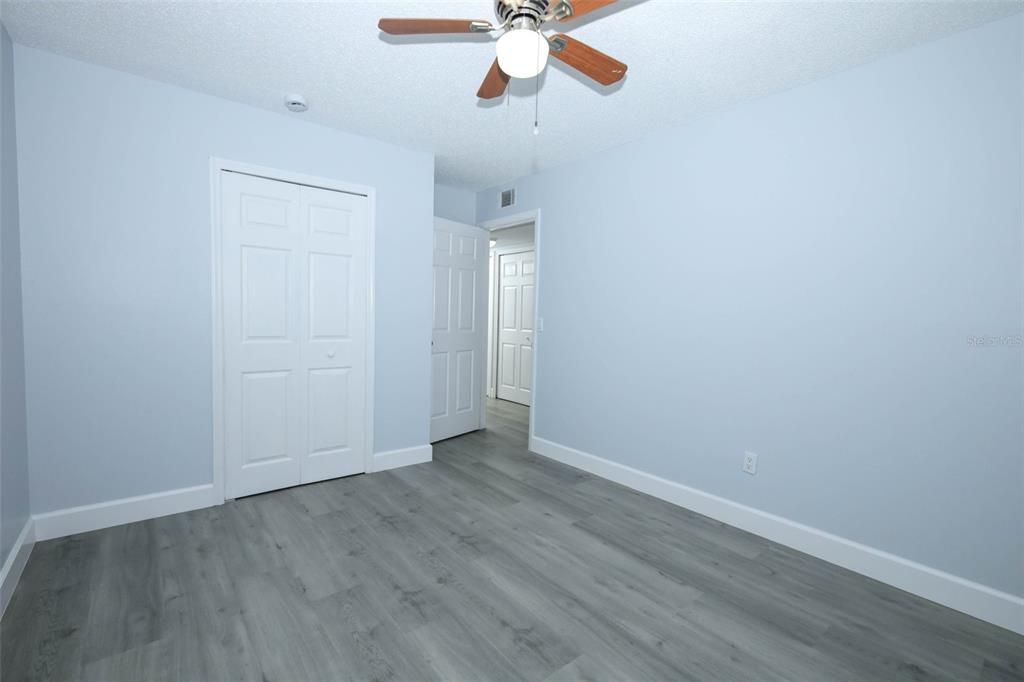 For Sale: $190,000 (3 beds, 2 baths, 1200 Square Feet)