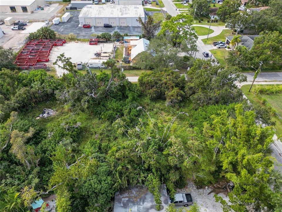 Под контрактом: $169,000 (0.53 acres)