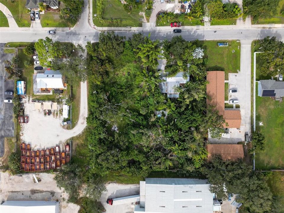 Под контрактом: $169,000 (0.53 acres)