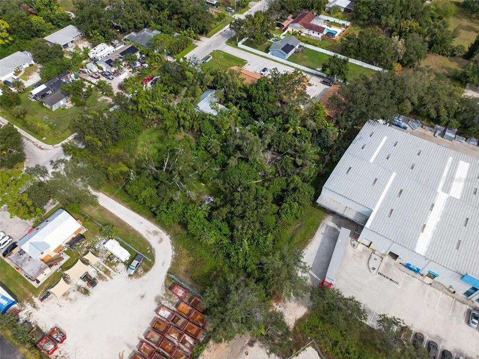 Под контрактом: $169,000 (0.53 acres)