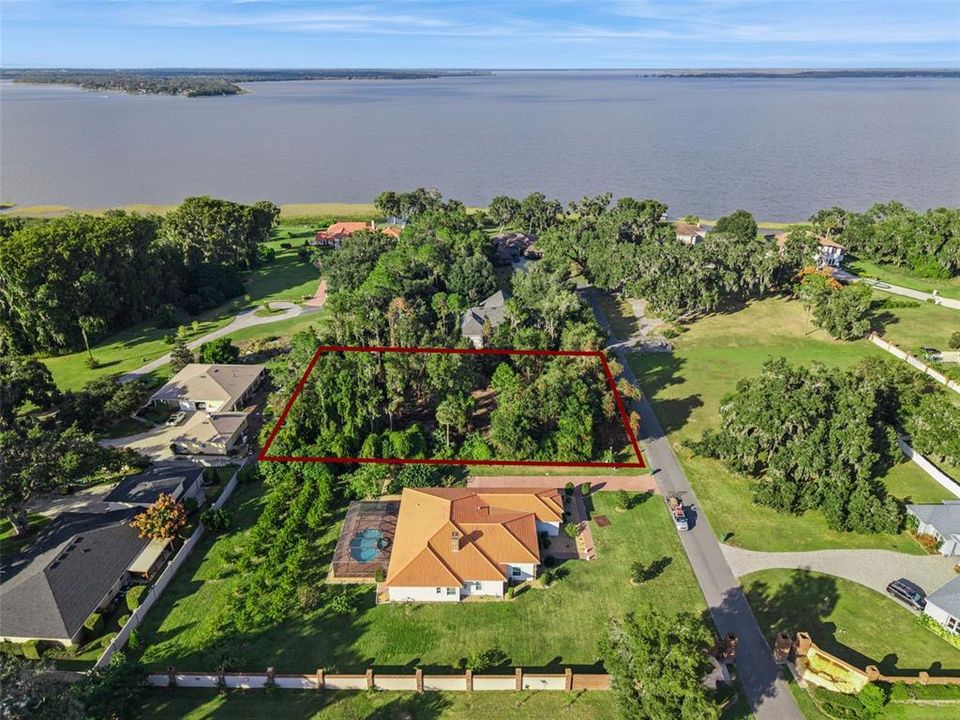 На продажу: $100,000 (0.87 acres)