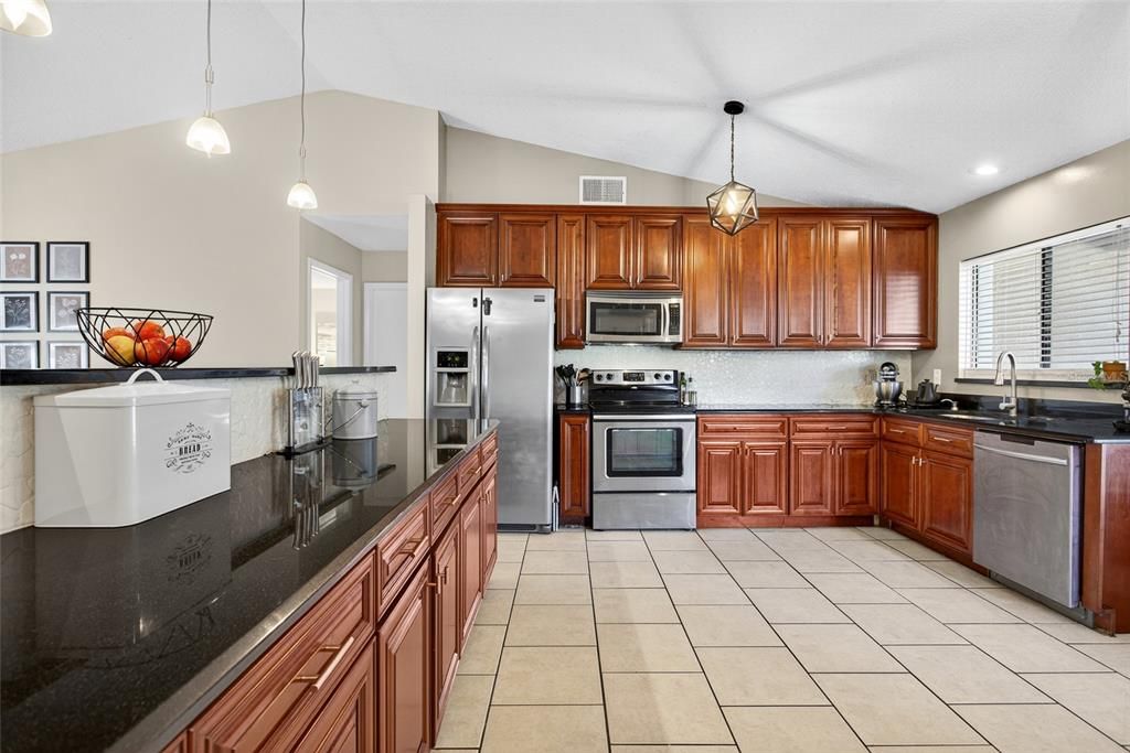 Active With Contract: $399,000 (3 beds, 2 baths, 1493 Square Feet)