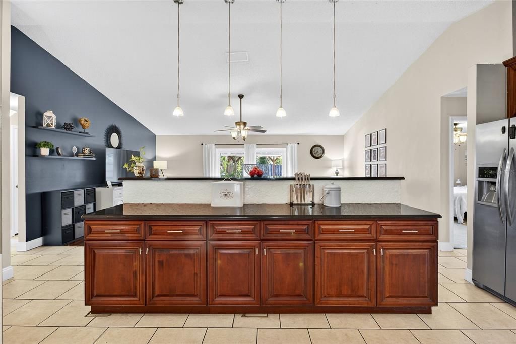 Active With Contract: $399,000 (3 beds, 2 baths, 1493 Square Feet)