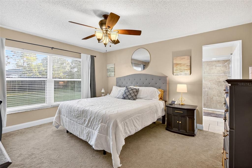 Active With Contract: $399,000 (3 beds, 2 baths, 1493 Square Feet)