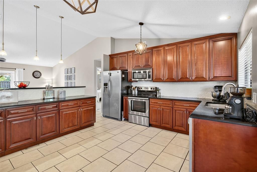 Active With Contract: $399,000 (3 beds, 2 baths, 1493 Square Feet)