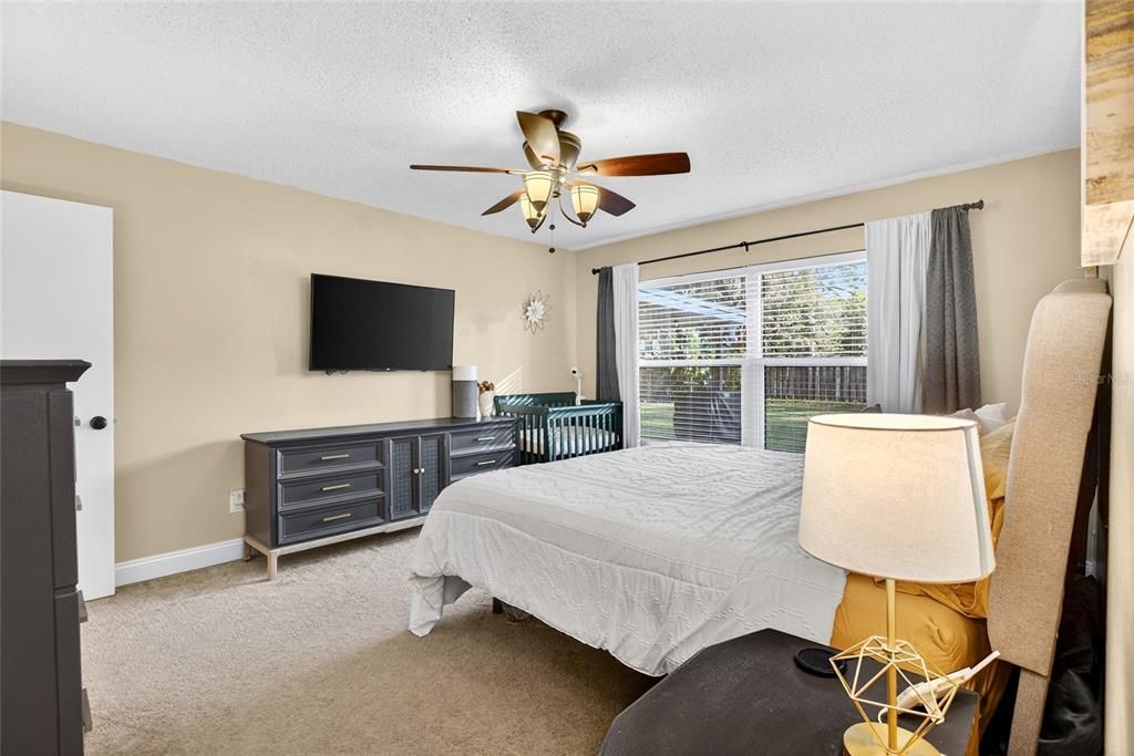 Active With Contract: $399,000 (3 beds, 2 baths, 1493 Square Feet)