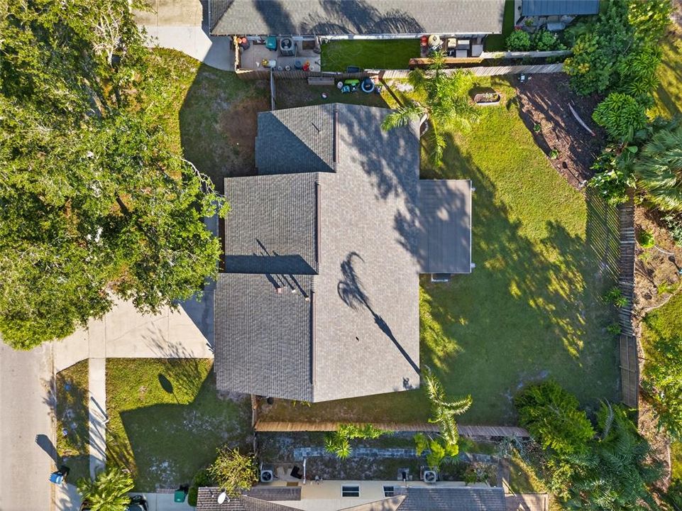 Active With Contract: $399,000 (3 beds, 2 baths, 1493 Square Feet)